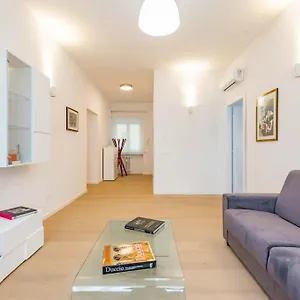  Appartamento Casa Elsa Piazza Mazzini Italia
